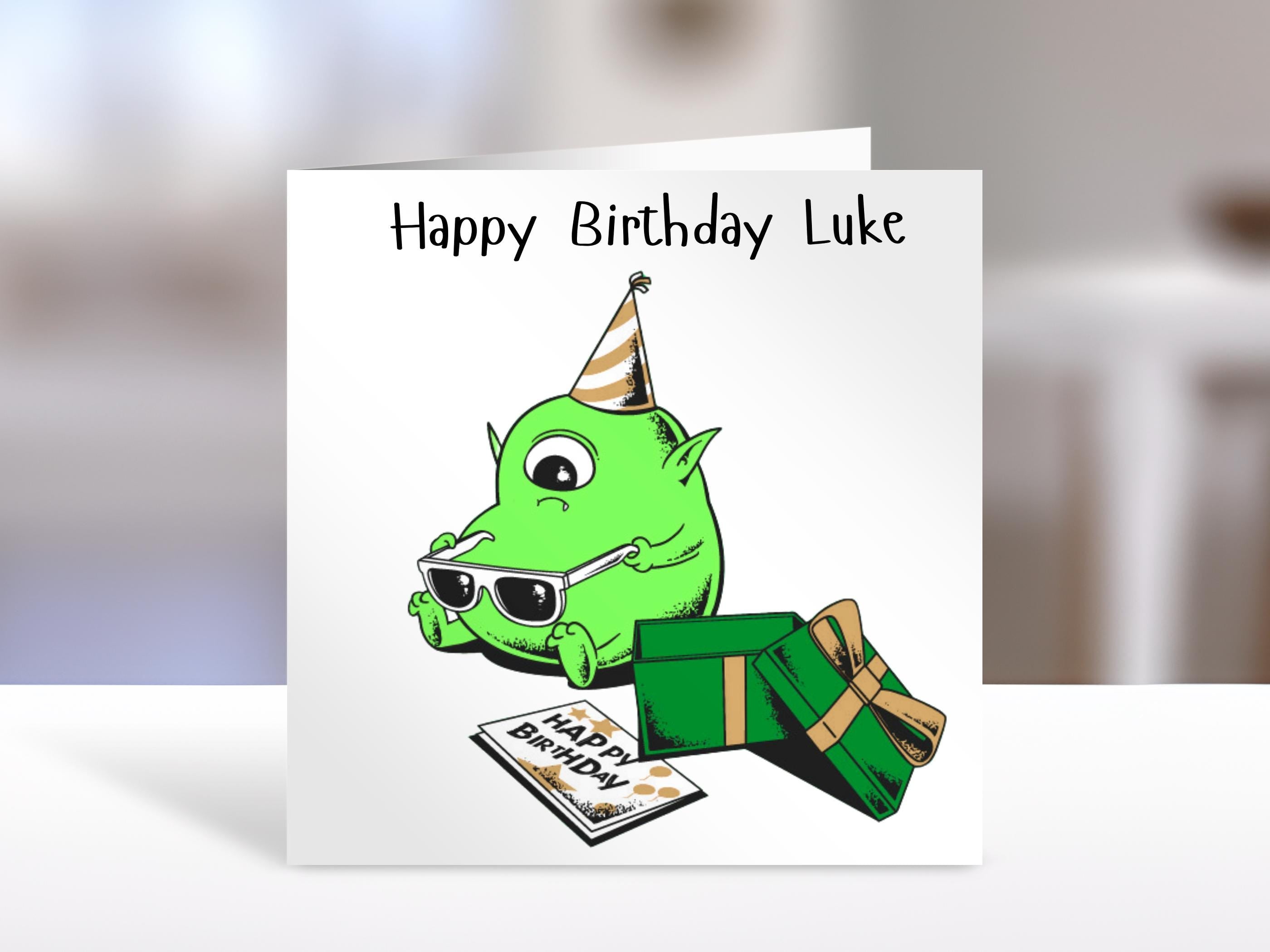 Birthday Card , Humorous alien for Men & Women Funny Family Birthday Greeting Card